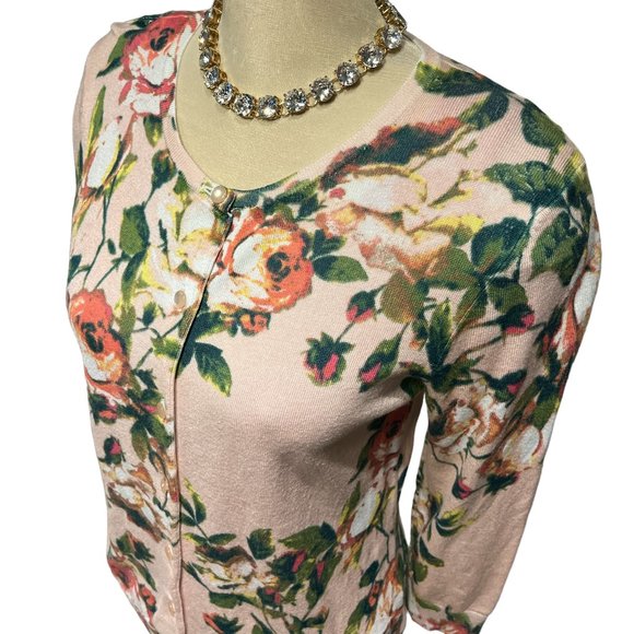 GNW Floral Cardigan Size Large Button Down Pale Pink Very Pretty Rayon - Picture 5 of 13